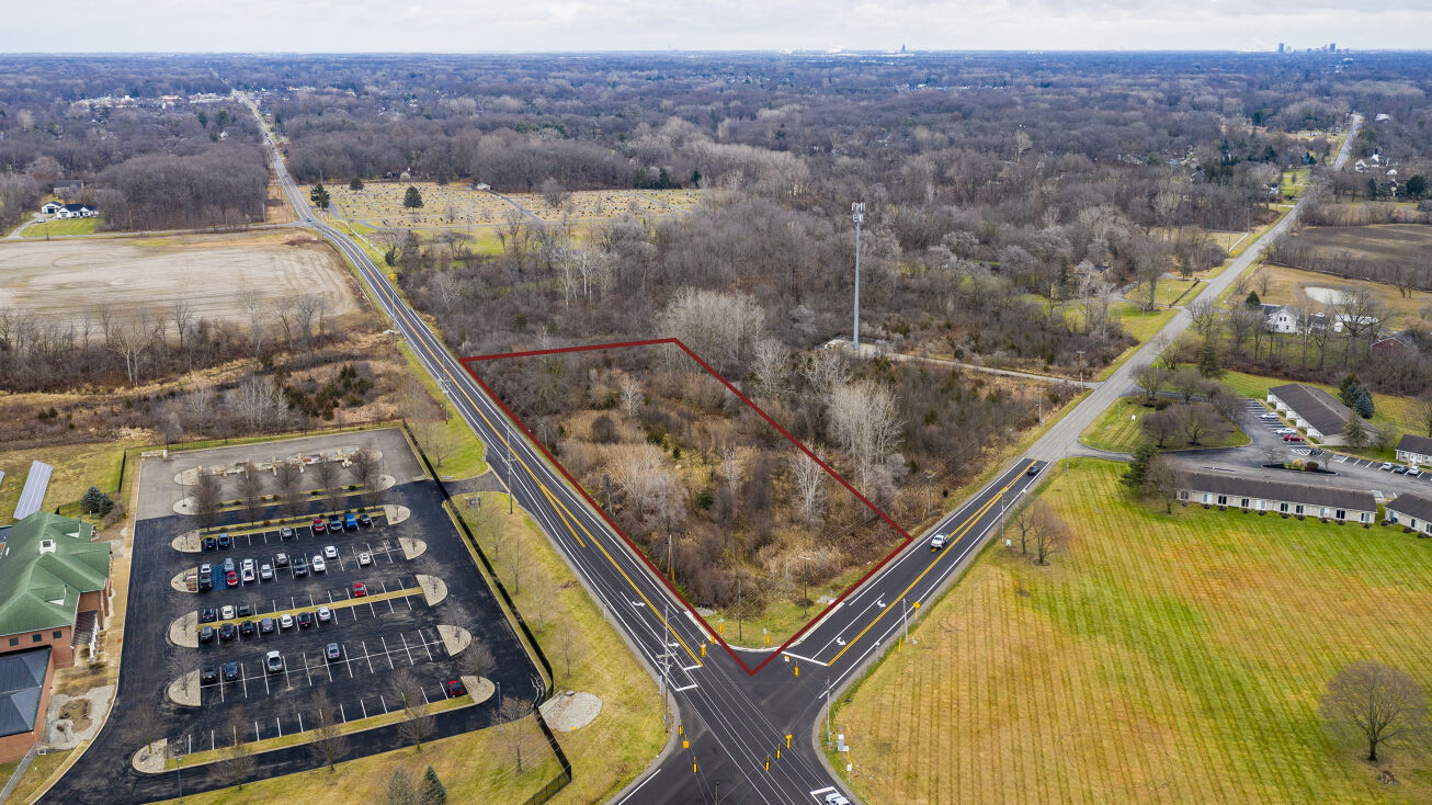 Whiteford Center Rd, Lambertville, MI 48144