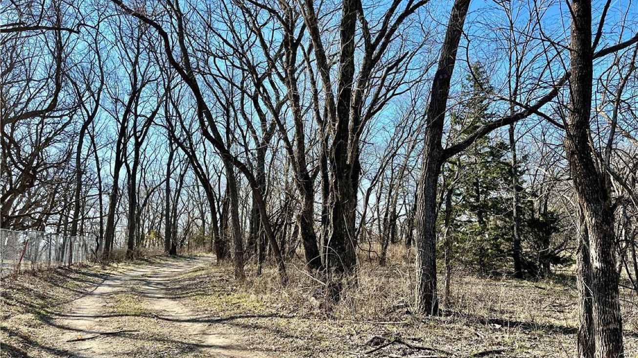 2015 E 500 Road, KS 66050