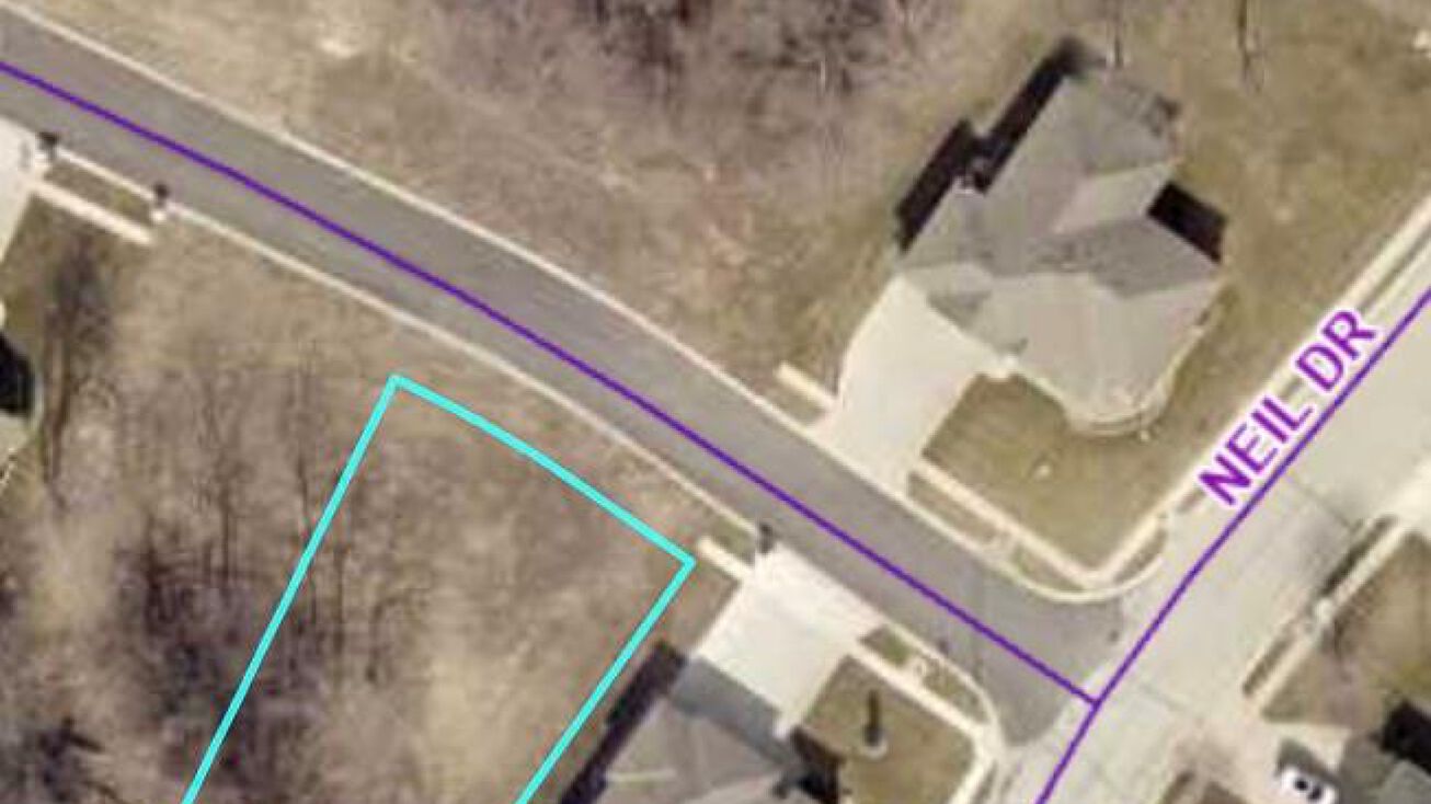 1117 S 13 Street, Louisburg, KS 66053