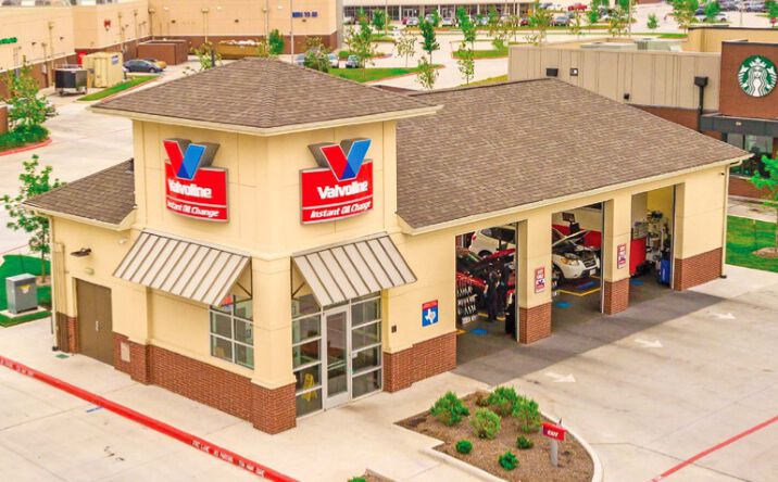 Pictures of Retail property located at 2601 Sharky's Drive, Latrobe, PA 15650 for comps - image #1