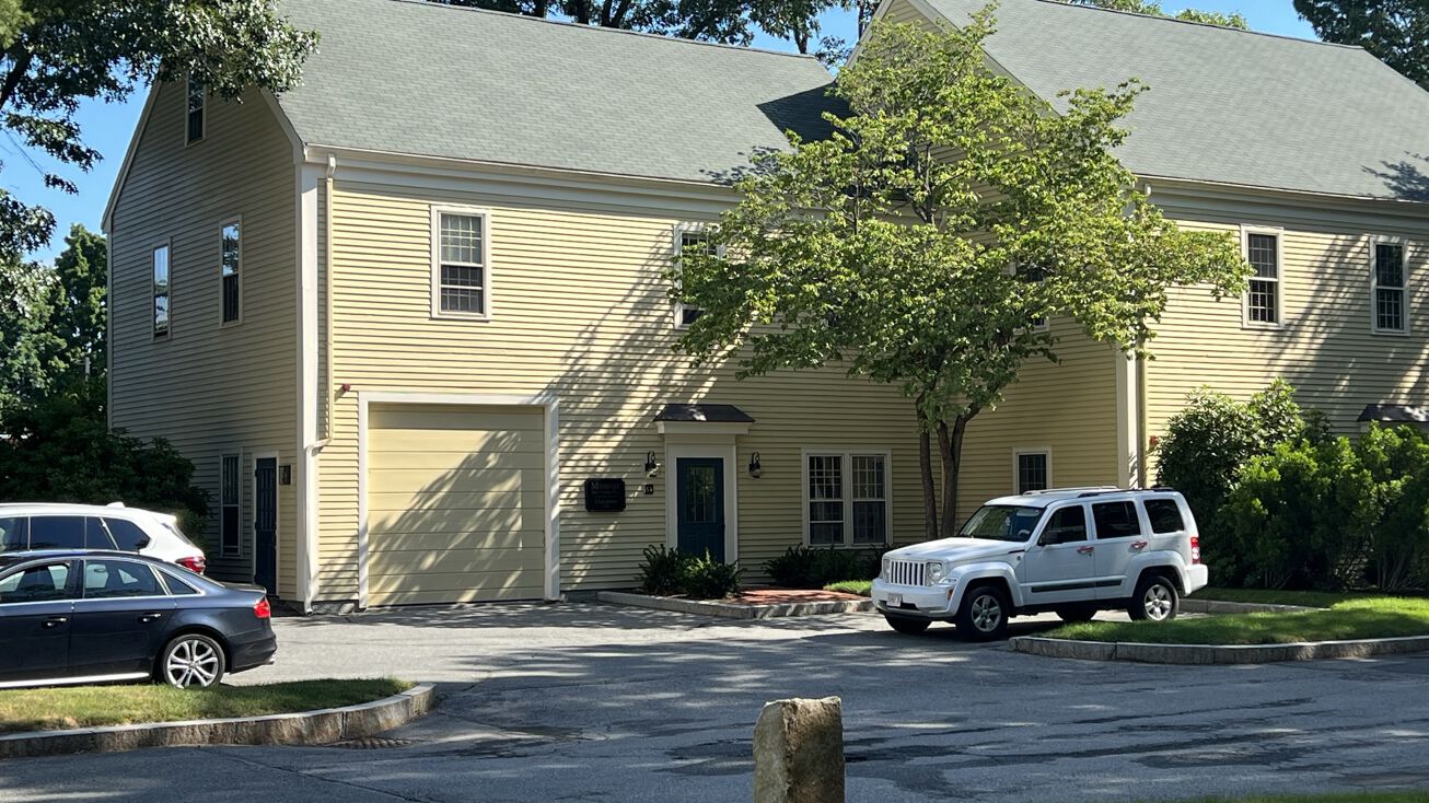 54 Junction Square Dr, Concord, MA 01742