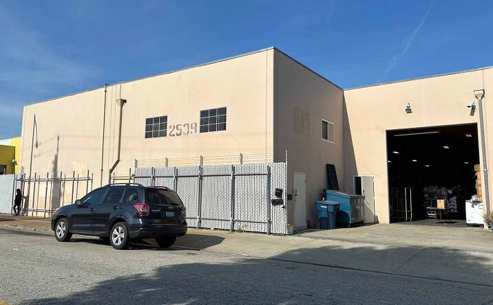 Pictures of Industrial property located at 2537-2539 & 2553 E 54th St, Huntington Park, CA 90255 for sales - image #1