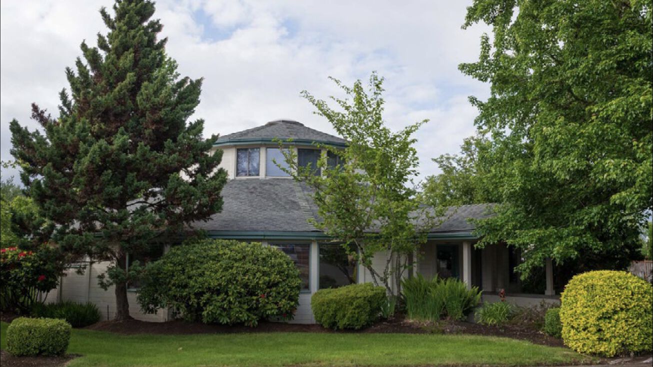 25045 Dunham Rd, OR 97487