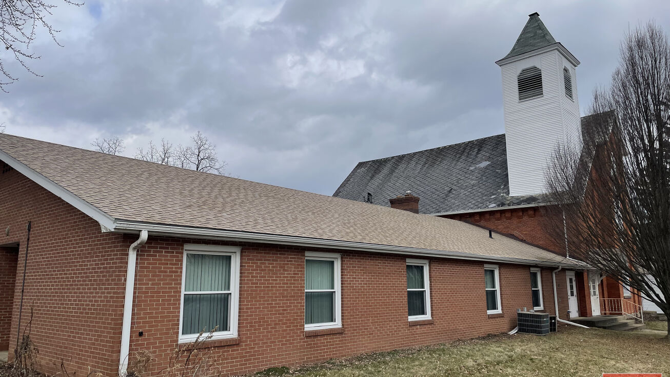 3 E Church St, Marshallville, OH 44645