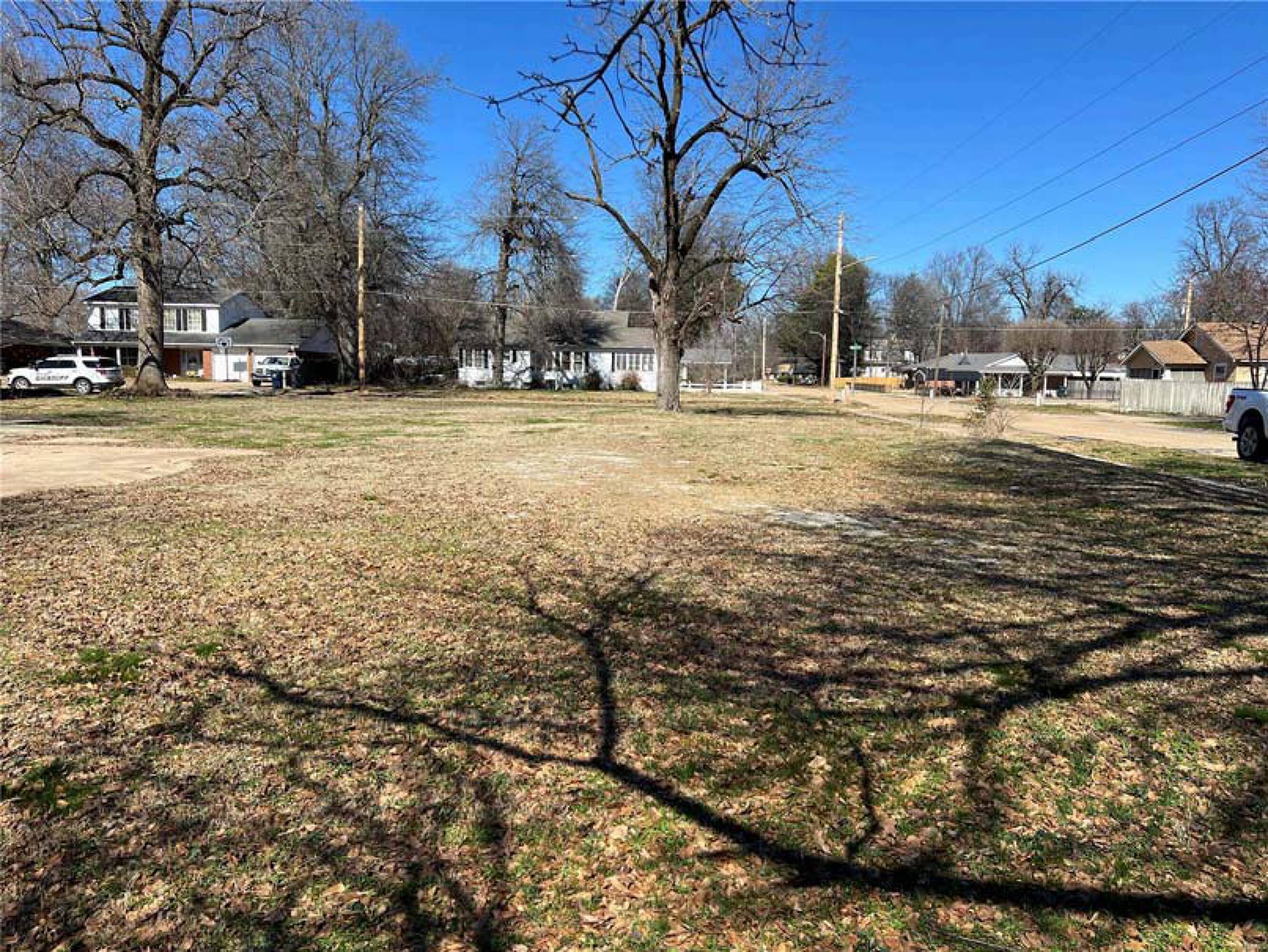 107 N Everett St, Kennett, MO 63857