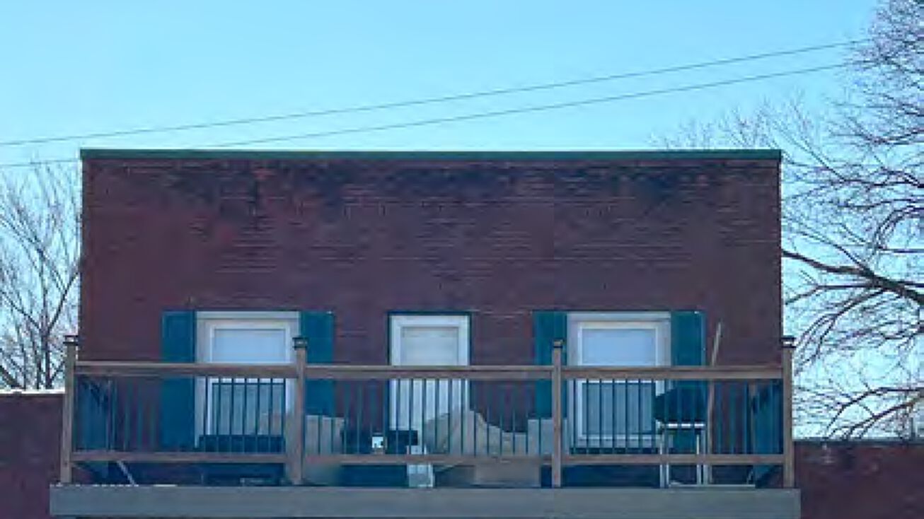 109 W South Front St, Orrick, MO 64077