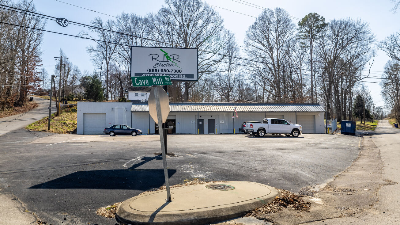 4702 Wildwood Rd, Maryville, TN 37804