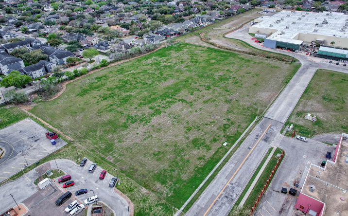 Pictures of Land property located at 5501 Huntwick Ave, Corpus Christi, TX 78413 for sales - image #1