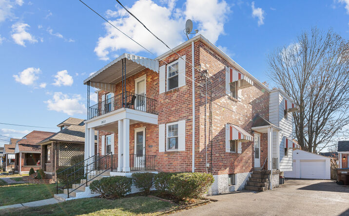 Pictures of Multifamily property located at 3823 Thornton Dr, Silverton, OH 45236 for comps - image #1