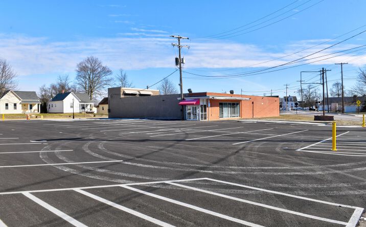Pictures of Mixed Use, Retail, Office, Special Purpose property located at 3556 Grove City Road, Grove City, OH 43123 for sales - image #1