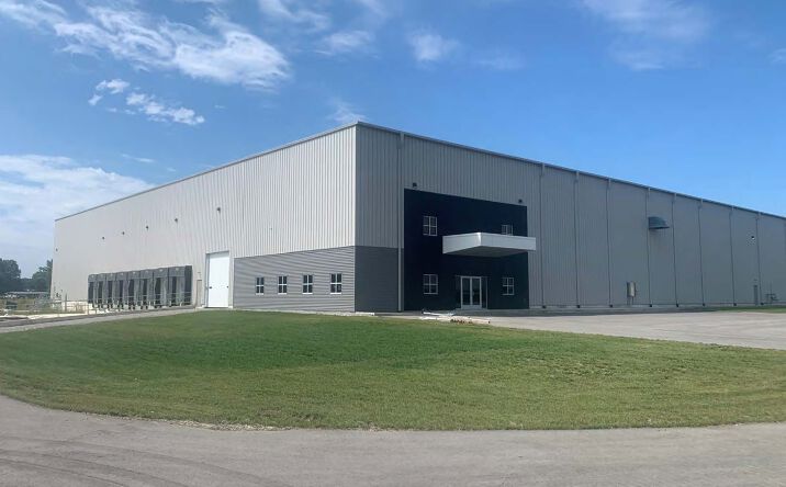 Pictures of Industrial property located at 859 S Adams St, Bluffton, IN 46714 for sales - image #1