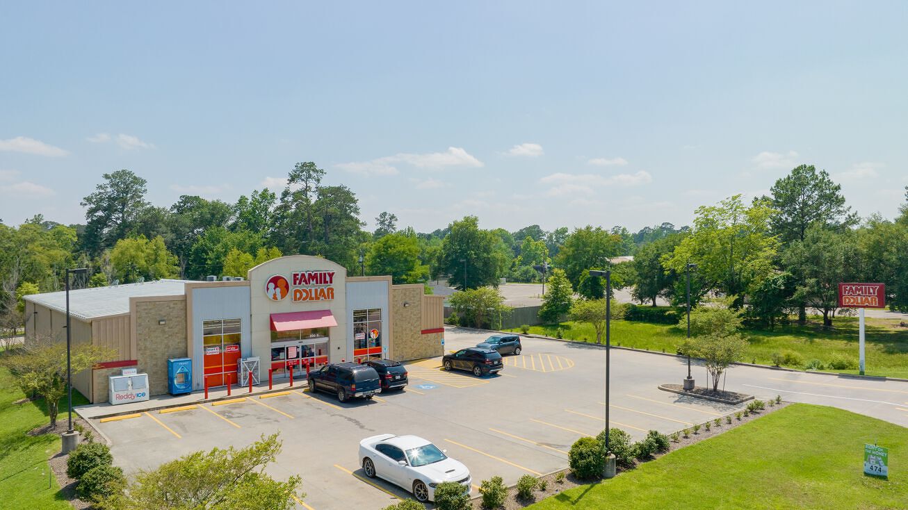 1216 E Memorial Dr, Ahoskie, NC 27910