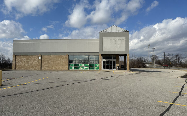 Pictures of Retail property located at 5111 Benore Rd, Toledo, OH 43612 for sales - image #1