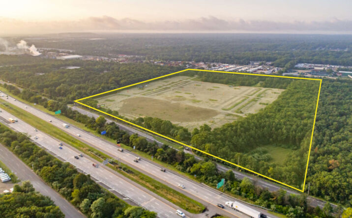 Pictures of Land property located at 440 Express Dr S, Medford, NY 11763 for sales - image #1