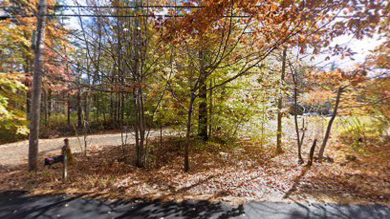 44 Seabrook Rd, Salisbury, MA 01952