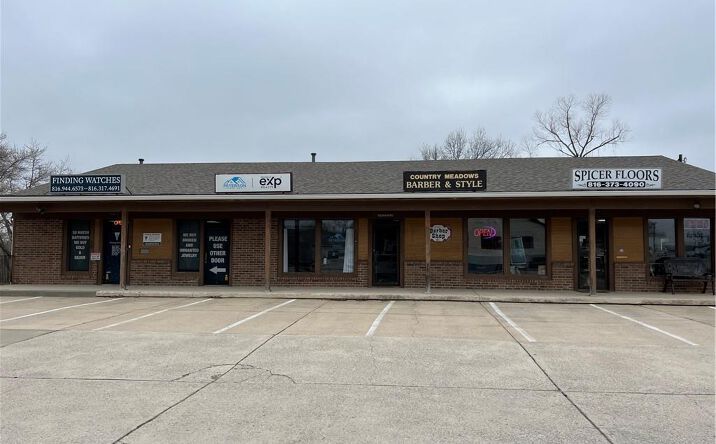 4617 S Lee's Summit Rd, Independence, MO 64055 | Crexi.com