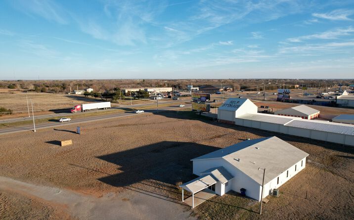 Pictures of Land property located at 3907 US-81, Duncan, OK 73533 for sales - image #1