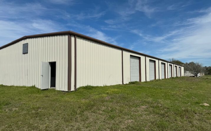 Pictures of Mixed Use property located at 705 Goldkist Blvd, Live Oak, FL 32064 for sales - image #1