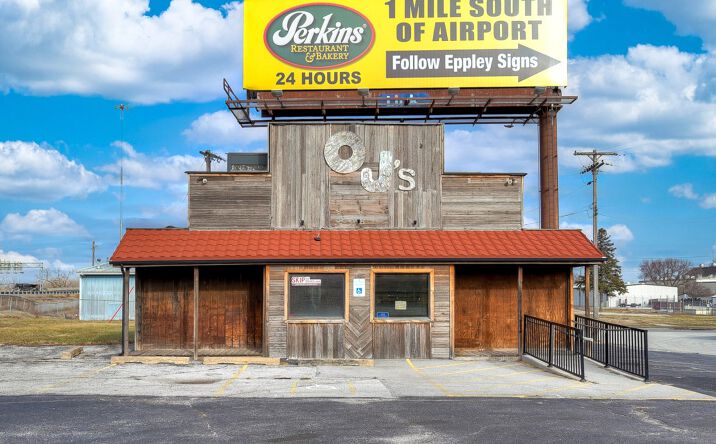 Pictures of Retail property located at 9201 N 30th St, Omaha, NE 68122 for sales - image #1