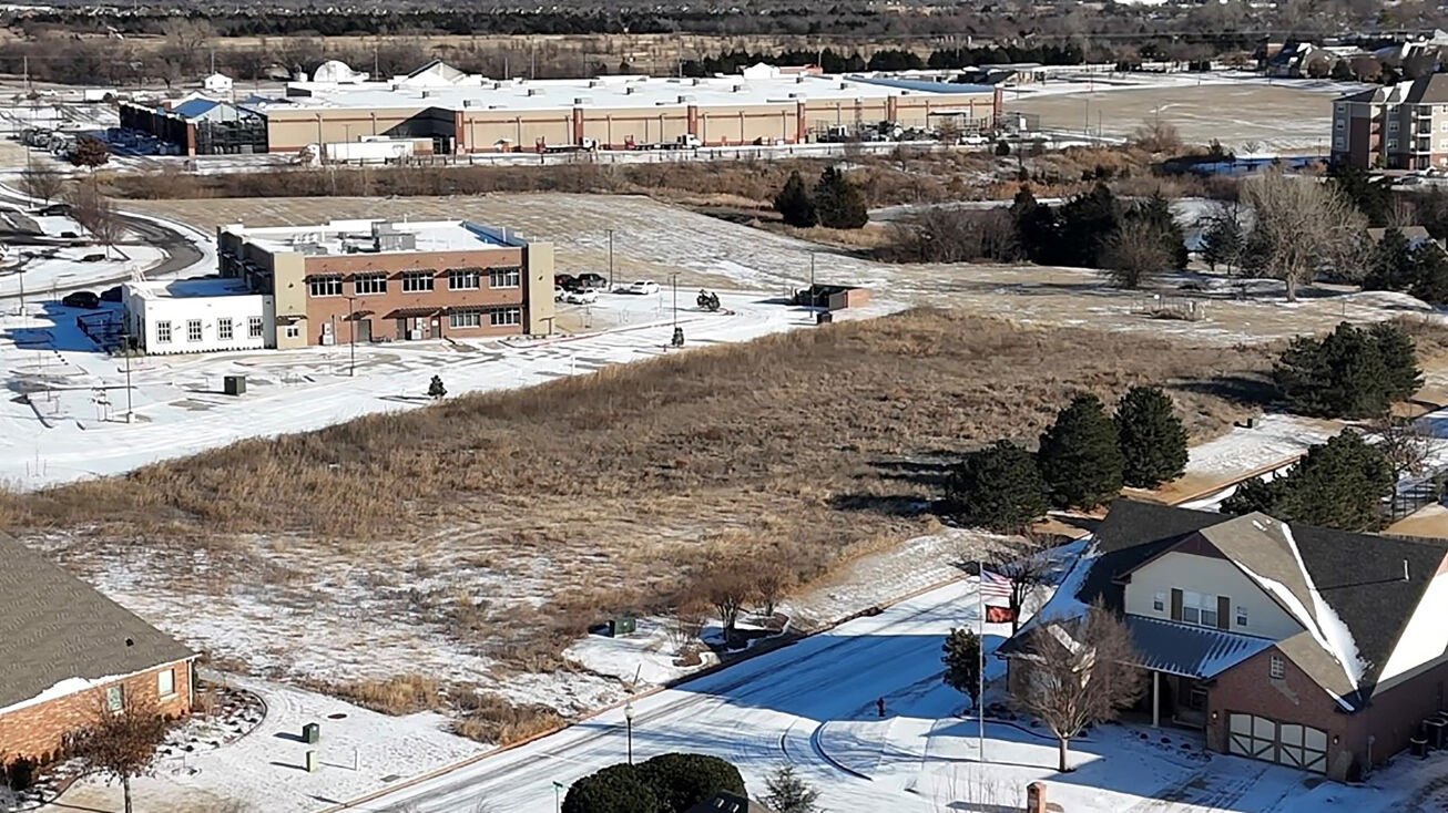 Covell Village Dr, Edmond, OK 73003