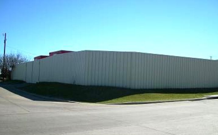 Pictures of Office, Industrial property located at 1301 E Parkerville Rd, DeSoto, TX 75115 for sales - image #1