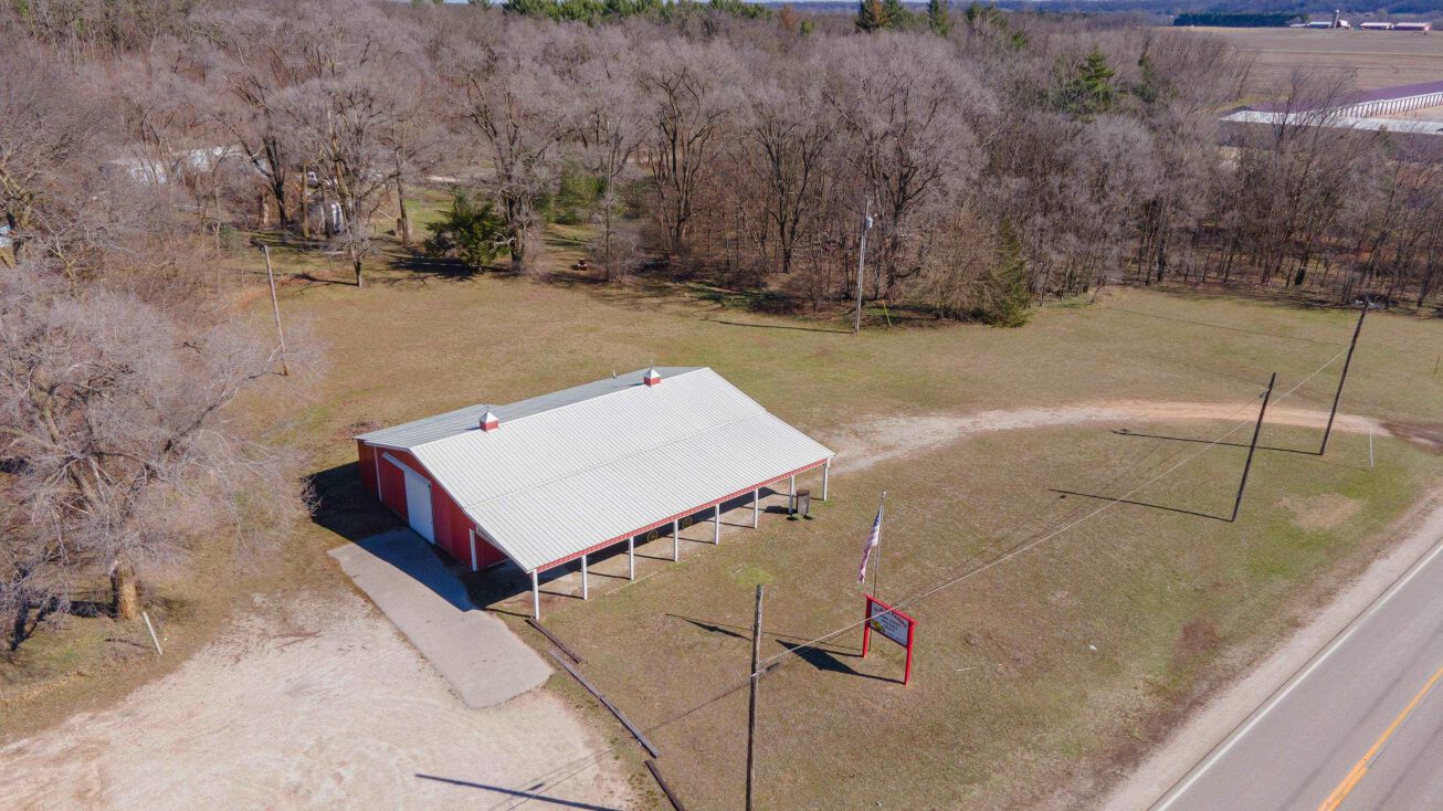 1215 Highway 164, Oquawka, IL 61469