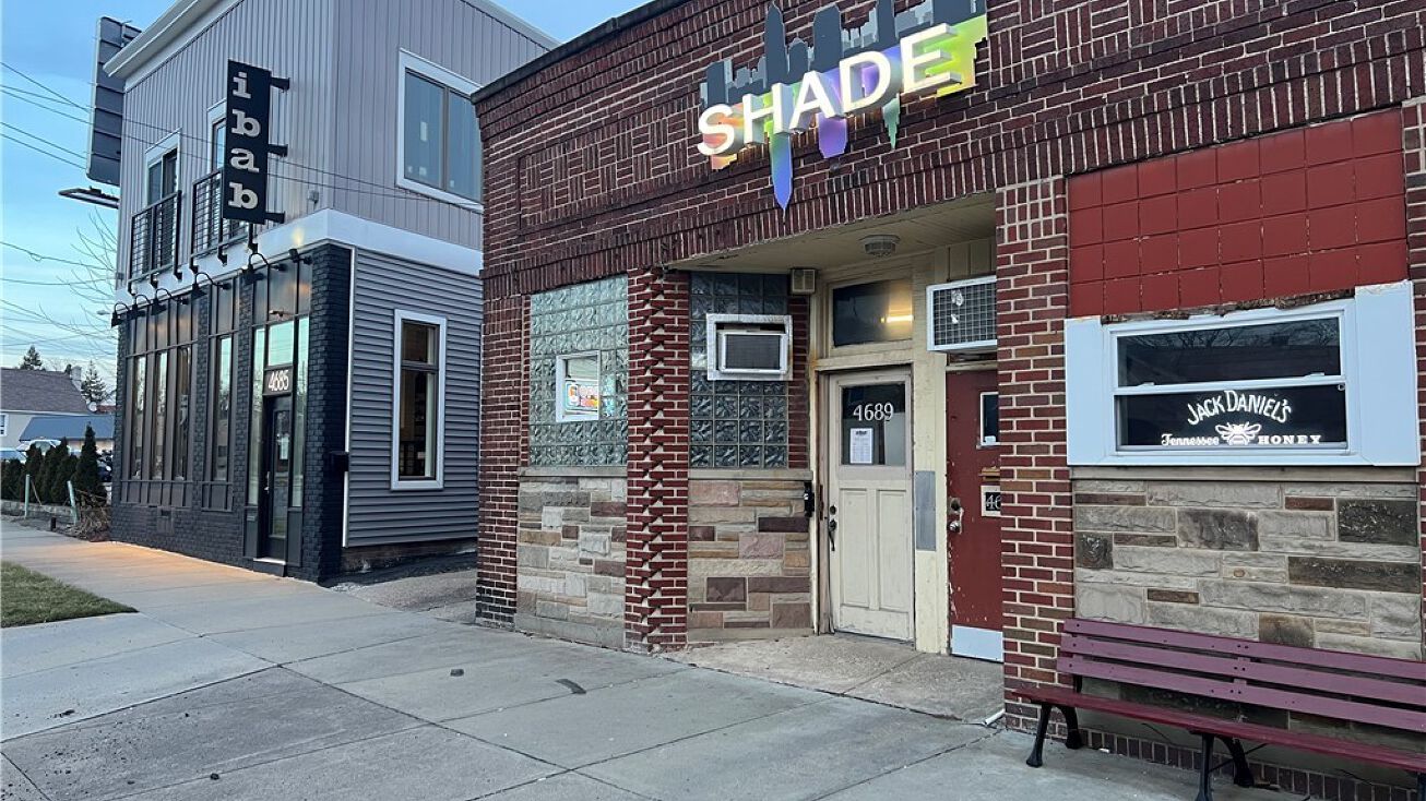 4689 4693 State Road, Cleveland, OH 44109