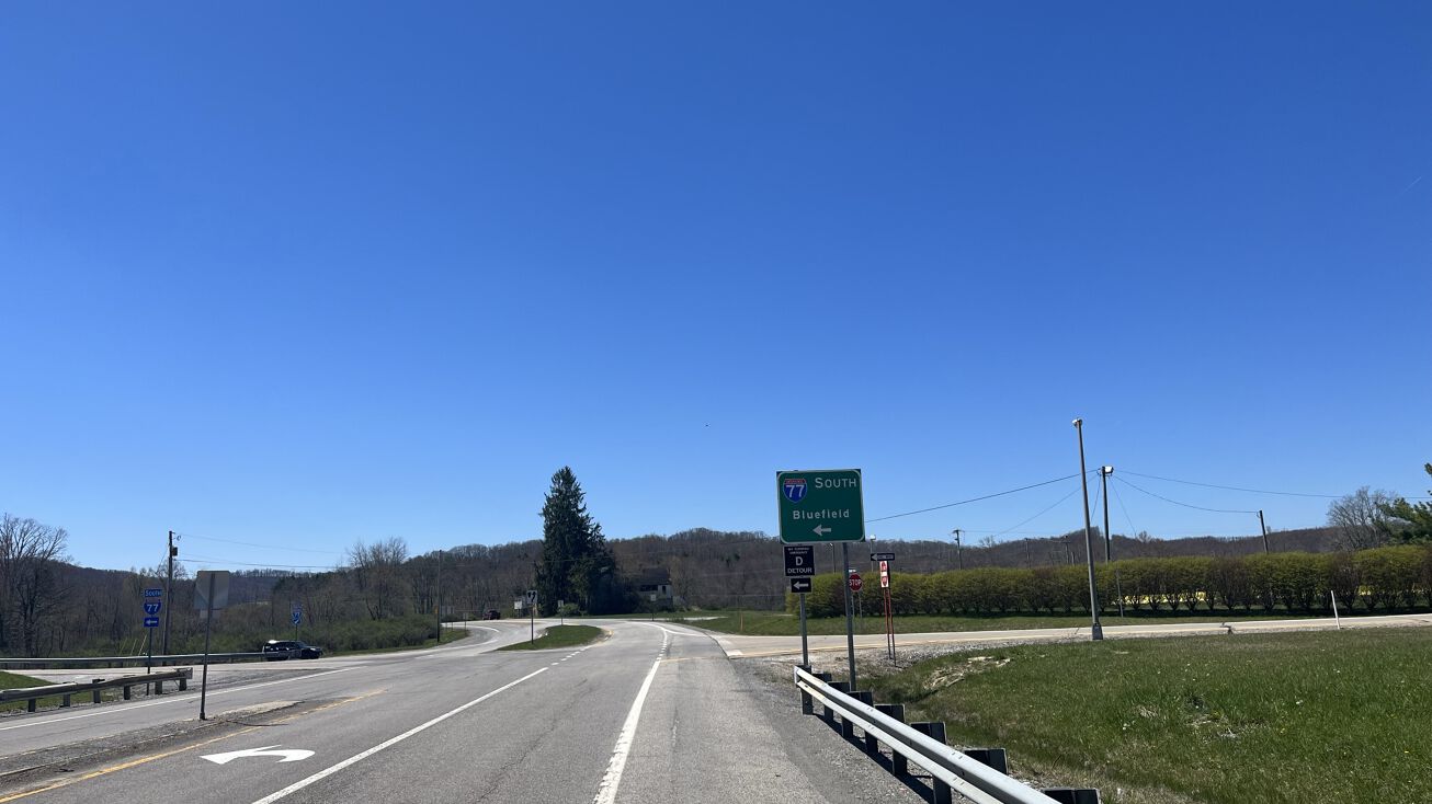 334 Odd Rd, Ghent, WV 25843