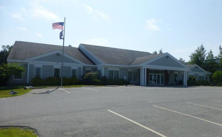 Pictures of Office property located at 17 Eastward Lane, Ellsworth, ME 04605 for comps - image #1