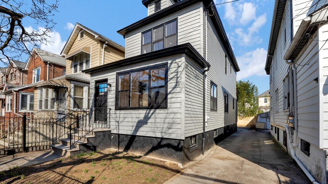 4422 Monticello Ave, The Bronx, NY 10466
