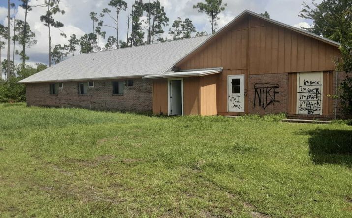 Pictures of Senior Living property located at 11921 Caruso Dr, Panama City, FL 32404 for sales - image #1