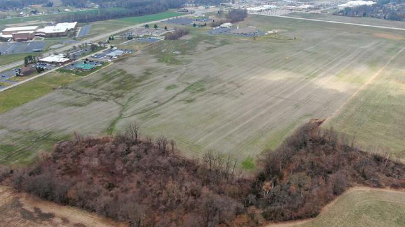 Clearview Dr, Vincennes, IN 47591