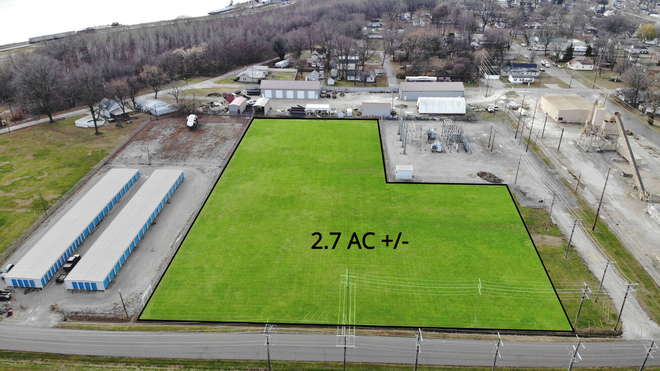 Edson St, Mount Vernon, IN 47620