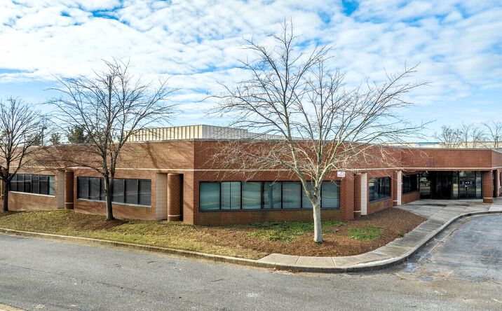 Pictures of Industrial property located at 8219 Town Center Dr, Nottingham, MD 21236 for sales - image #1