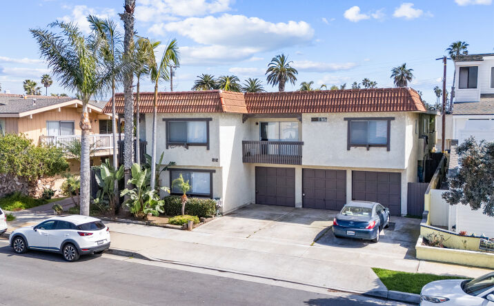 212 15TH ST Huntington Beach CA 92648 | Crexi.com