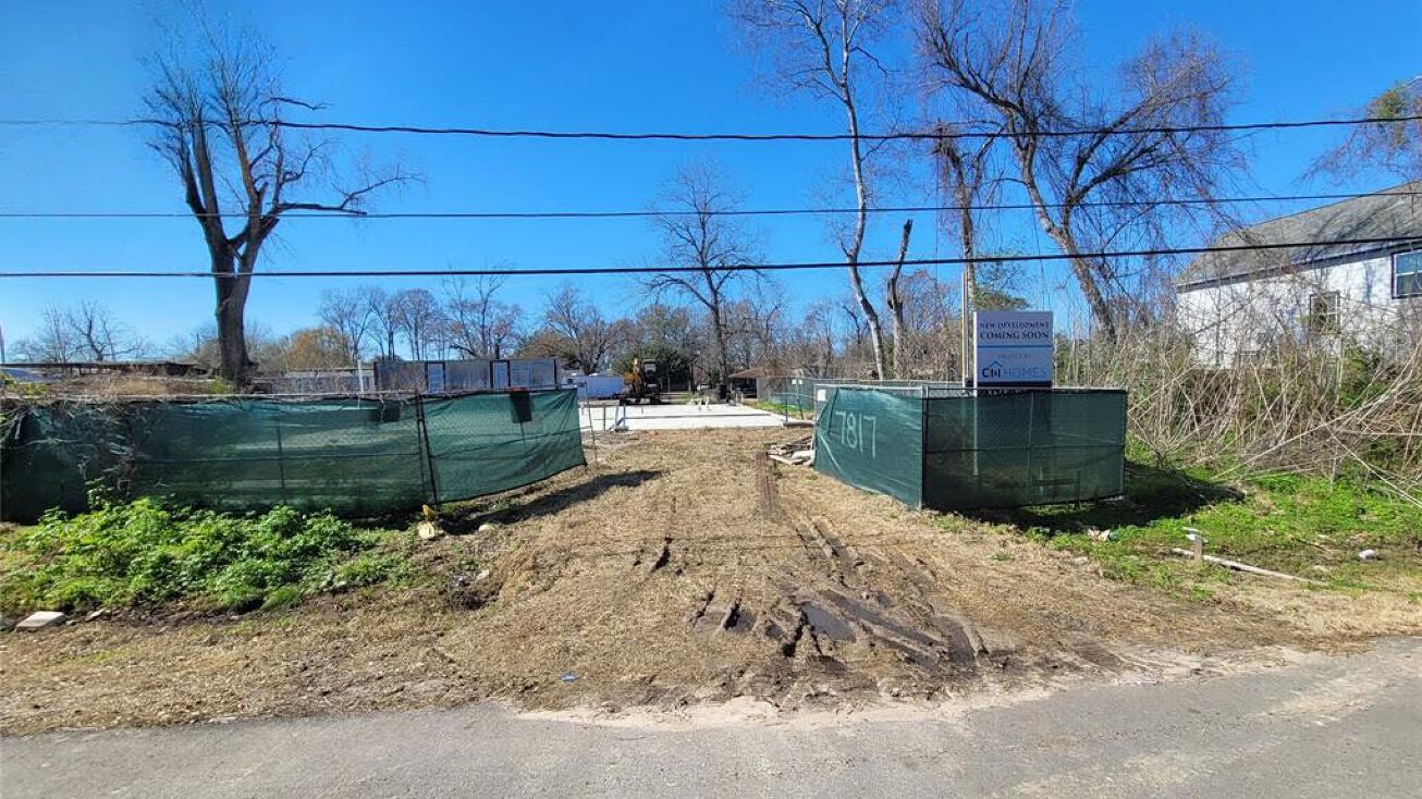 7817 Beckley St, Houston, TX 77088