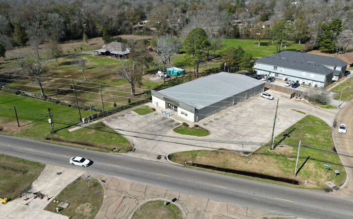 Pictures of Retail property located at 15363 Old Hammond Hwy, Baton Rouge, LA 70819 for sales - image #1