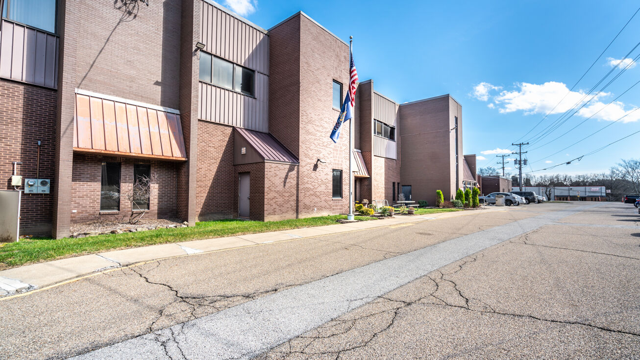 1000 Church Hill Rd, Pittsburgh, PA 15205