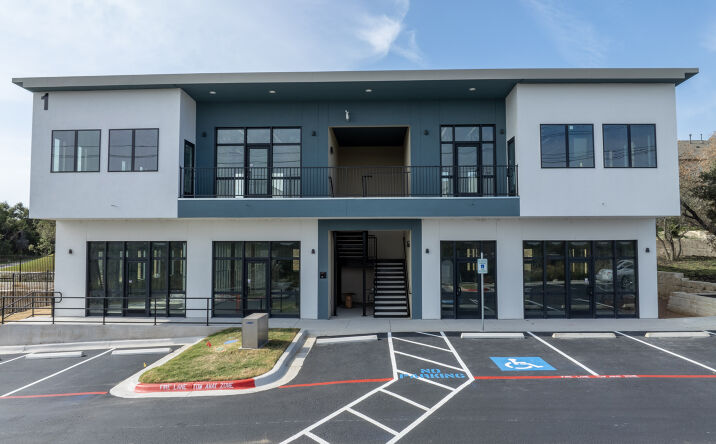 Pictures of Retail, Office property located at 1651 S Bell Blvd, Cedar Park, TX 78613 for sales - image #1