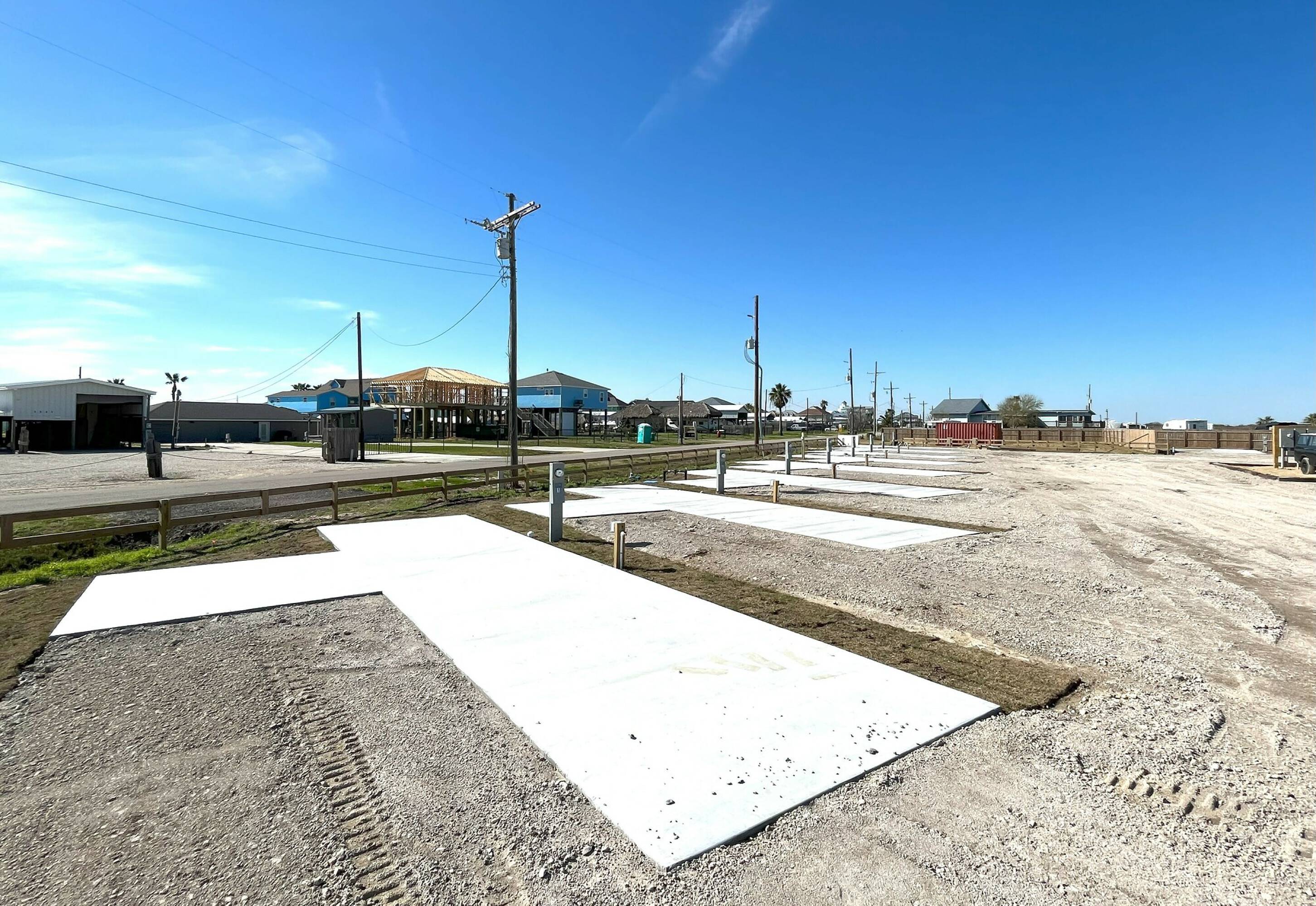 1160 N CRYSTAL BEACH RD Crystal Beach TX 776503422 APN 720353