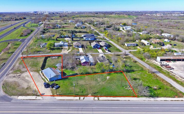 Pictures of Land property located at 100 Potomac St, Taylor, TX 76574 for sales - image #1