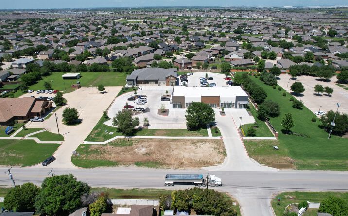 Pictures of Office property located at 516 W Bonds Ranch Rd, Fort Worth, TX 76131 for sales - image #1