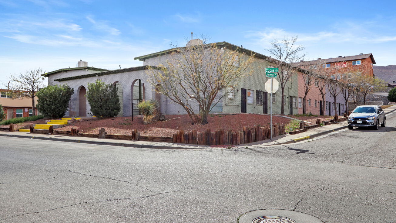 4905 N Copia St, El Paso, TX 79930