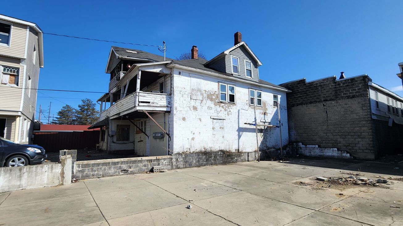 1408 E Main St, Endicott, NY 13760