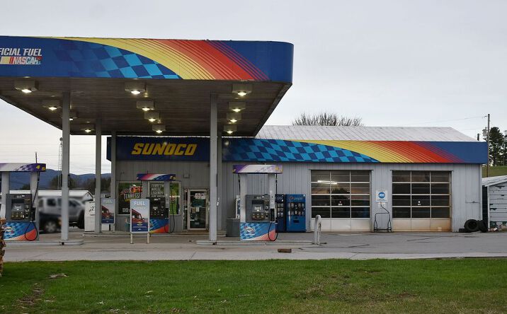 Pictures of Mixed Use, Retail, Special Purpose property located at 6364 Cumberland Gap Pkwy, Harrogate, TN 37752 for sales - image #1