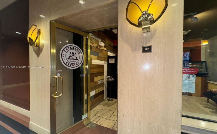 Pictures of Retail, Office property located at 550 Biltmore Way, Coral Gables, FL 33134 for sales - image #1