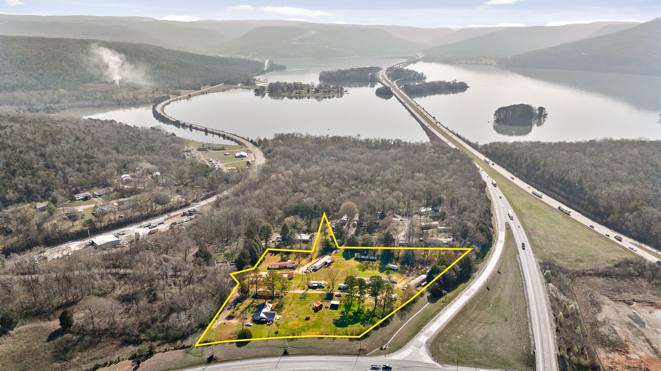 Pictures of Mobile Home Park property located at Rankins Cove Church Rd, Jasper, TN 37347 for sales - image #1