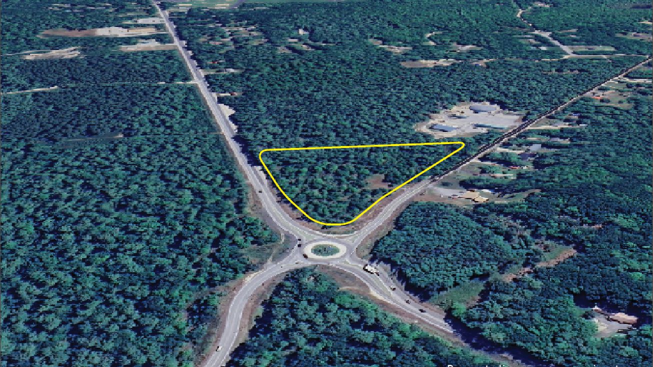 820 Ossipee Trail W, Standish, ME 04084