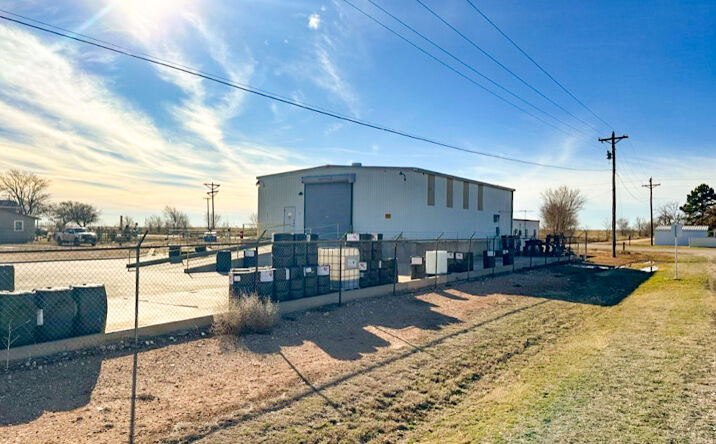 Pictures of Industrial property located at 3464 State Road 301, Sundown, TX 79372 for sales - image #1