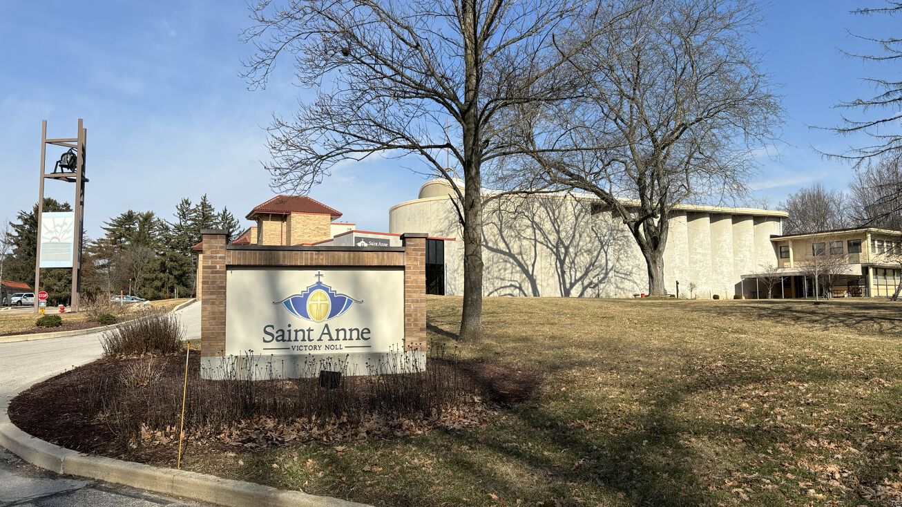 25 Victory Noll Dr, Huntington, IN 46750